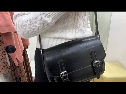 ❤️ Nyilvános maszturbáció a fiatal szuka FeralBerry egy dildóval a próbafülkében ️ Porno at hu.playcrot69.top ❌❤